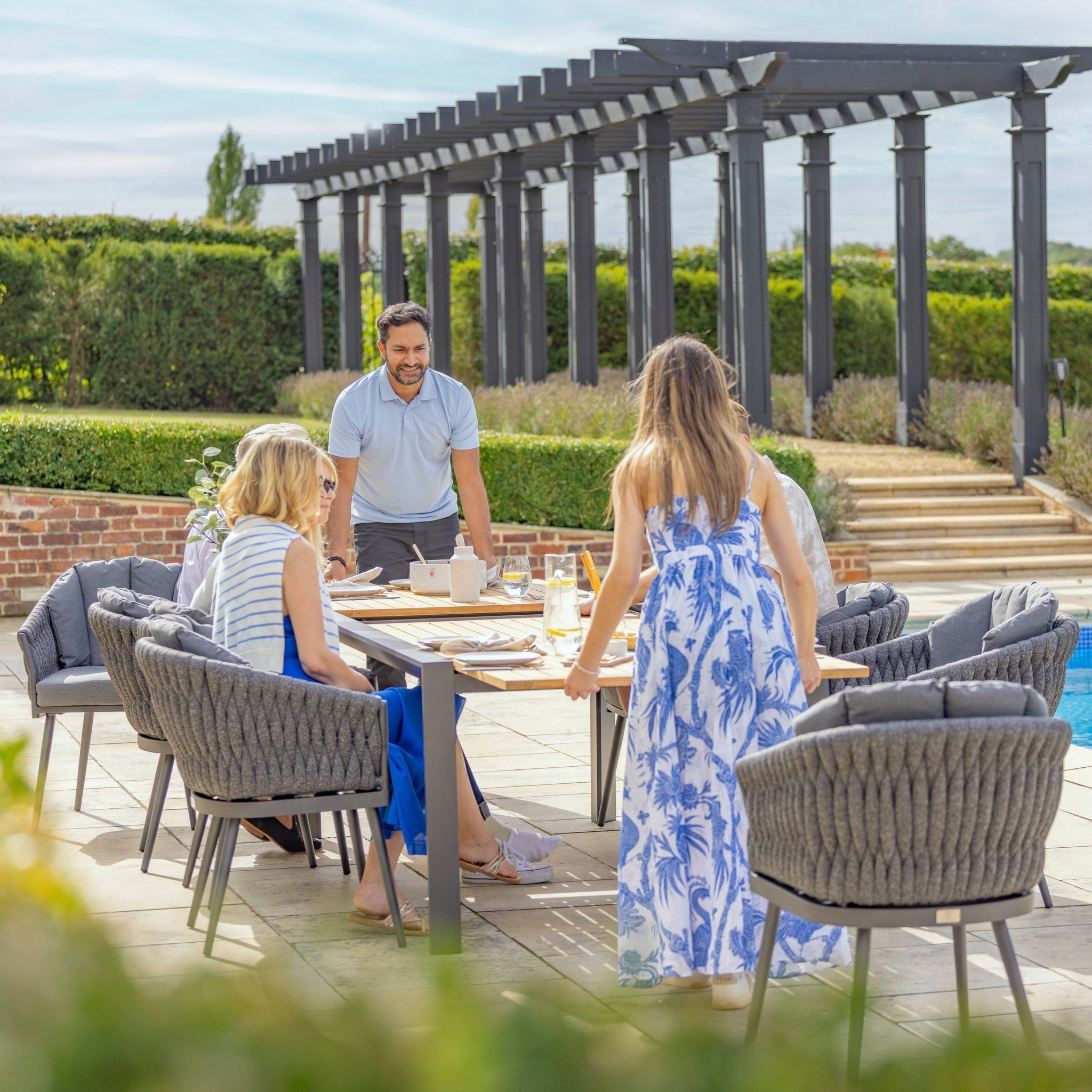 Palma 8 Seat Rope Extending Teak Dining Set in Grey