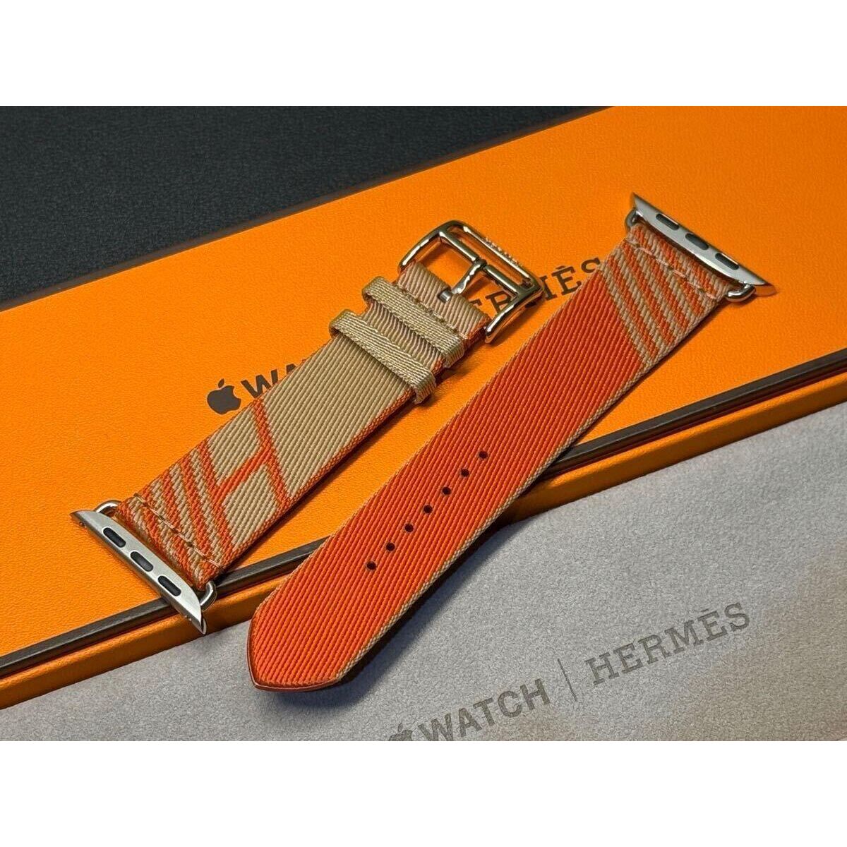 Watch Series 8 Hermes (Cel), Silver Stainless Steel, 45mm - Silver body