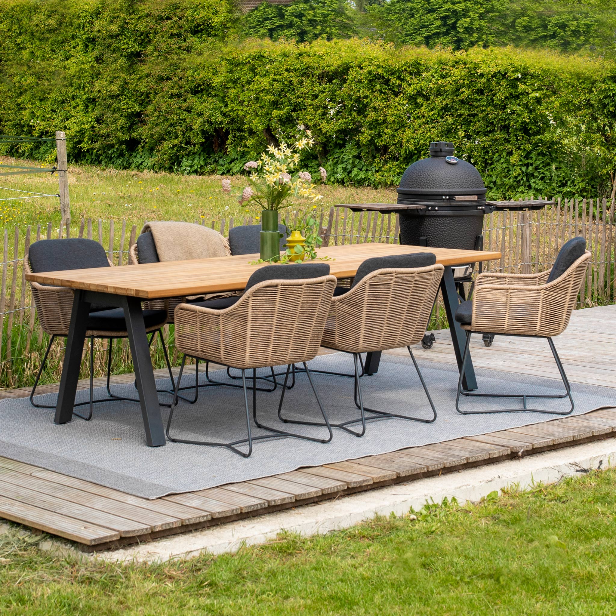 Belmond 6 Seat Dining Set with Teak Table in Natural