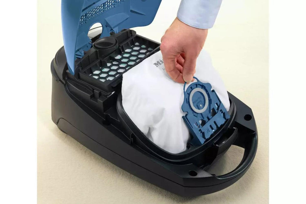 Miele Classic C1 Junior Bagged Cylinder Vacuum Cleaner | C1BLUE