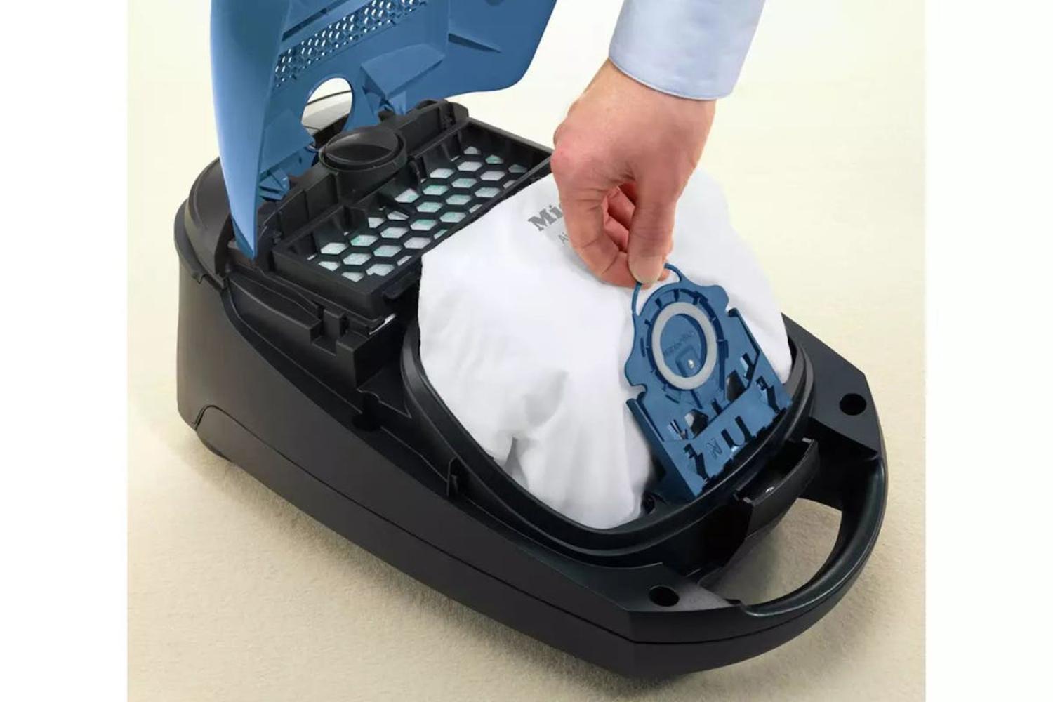 Miele Classic C1 Junior Bagged Cylinder Vacuum Cleaner | C1BLUE