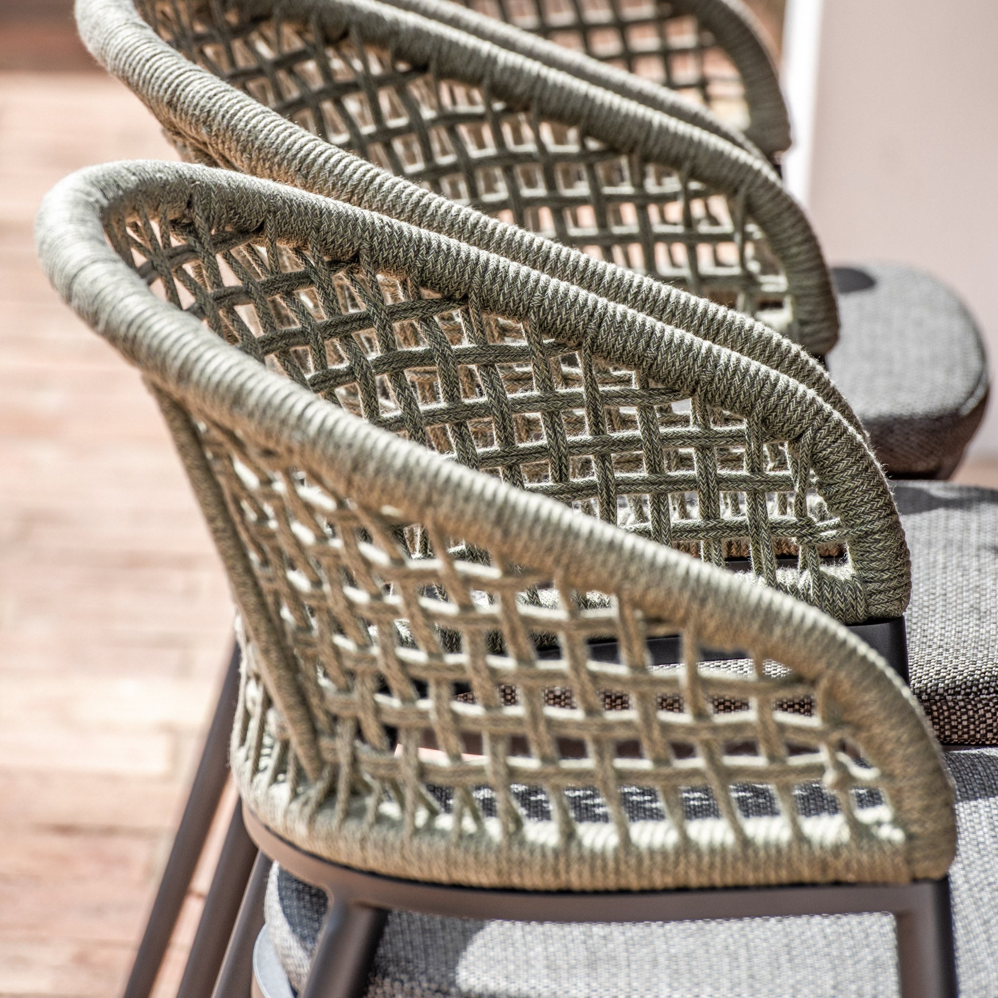 Kalama 6 Seat Rope Oval Dining Set with Ceramic Table in Olive Green
