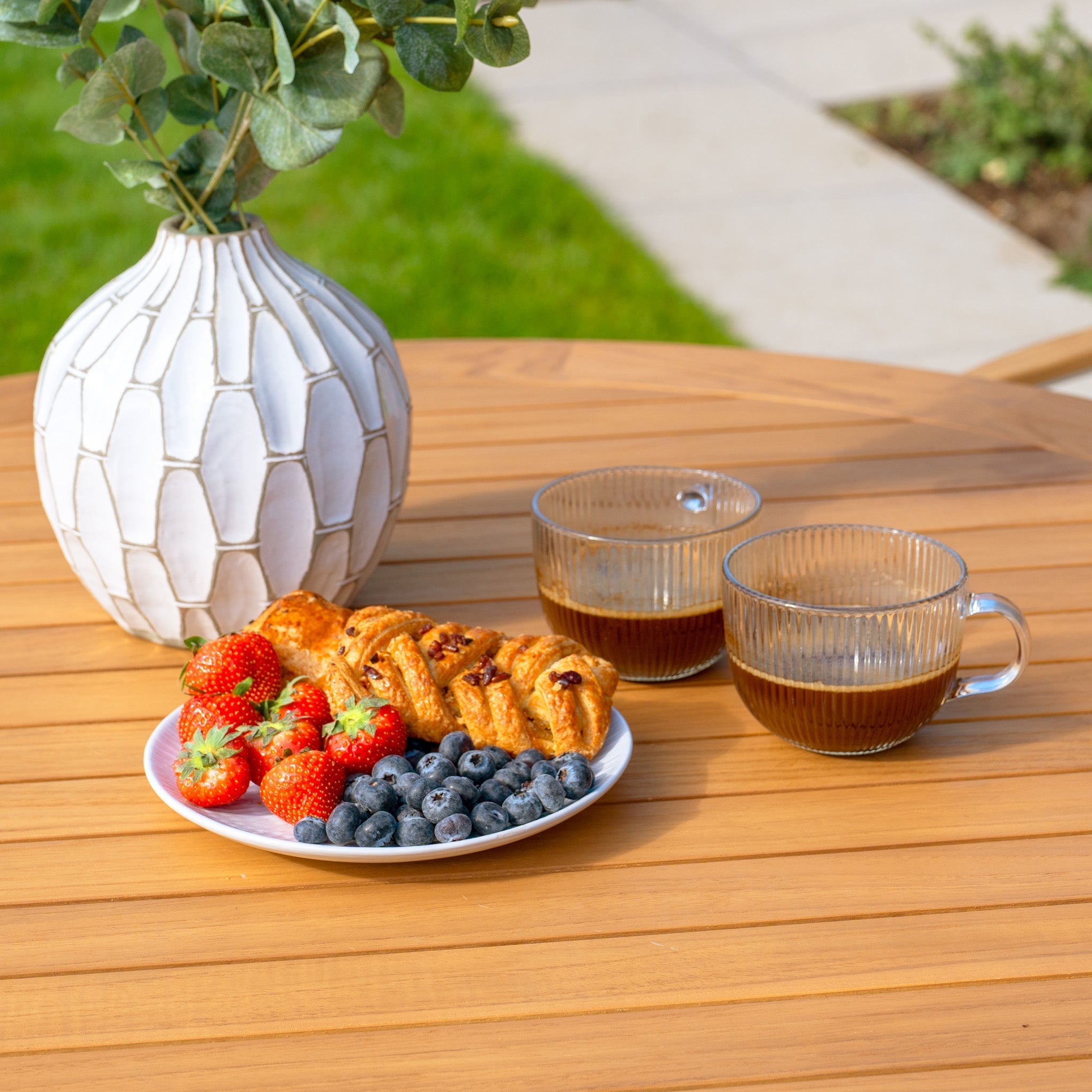 Tellaro 4 Seat Round Dining Set with Teak Table in Latte