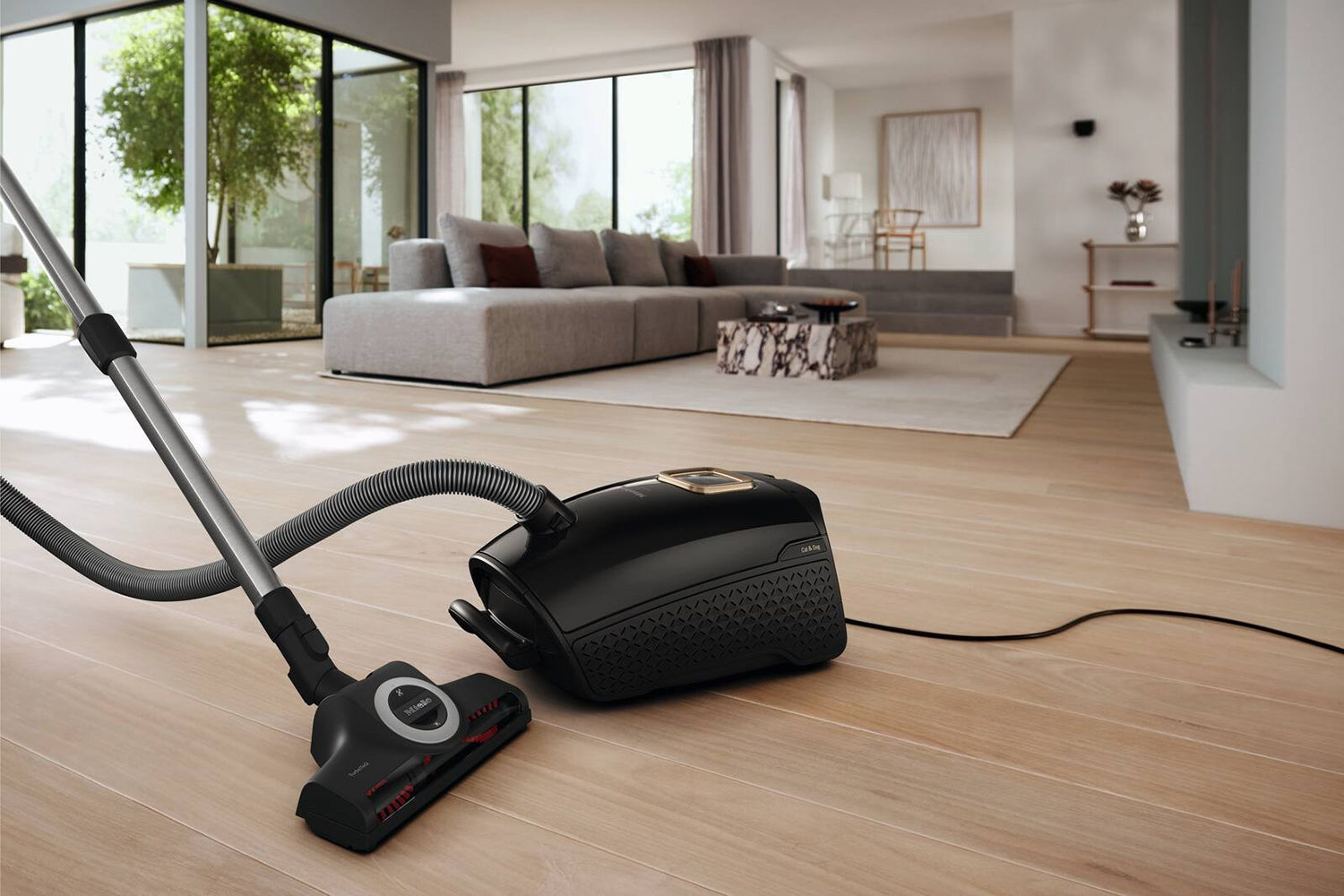 Miele Guard L1 Cat & Dog Flex Bagged Cylinder Vacuum Cleaner | L1CAT&DOGFLEX | Obsidian Black