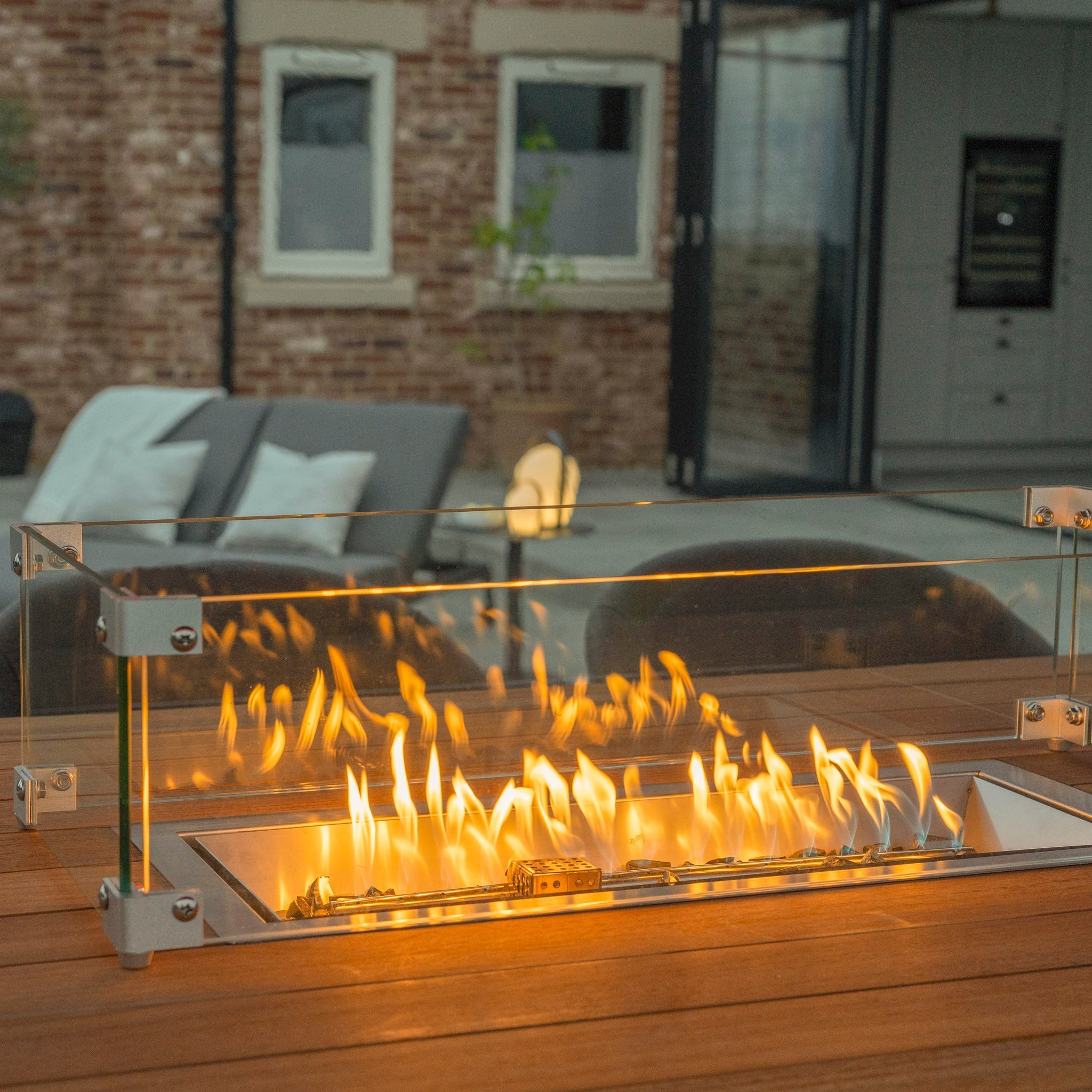 Luna 6 Seat Outdoor Fabric Teak Firepit Bar Set in Grey
