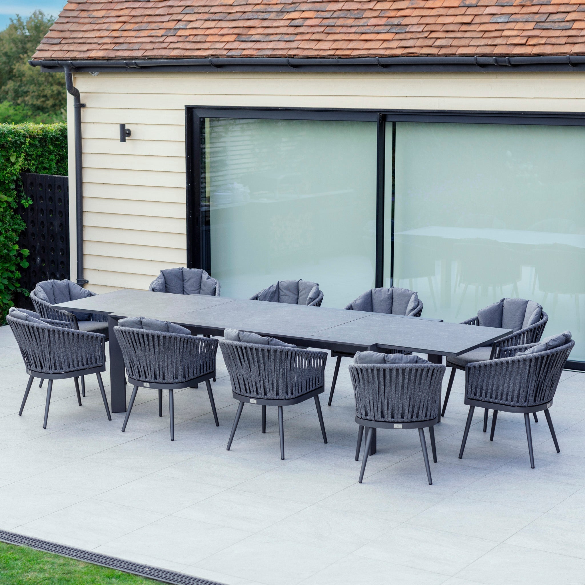Monterrey 8 Seat Rope Extending Dining Set in Grey