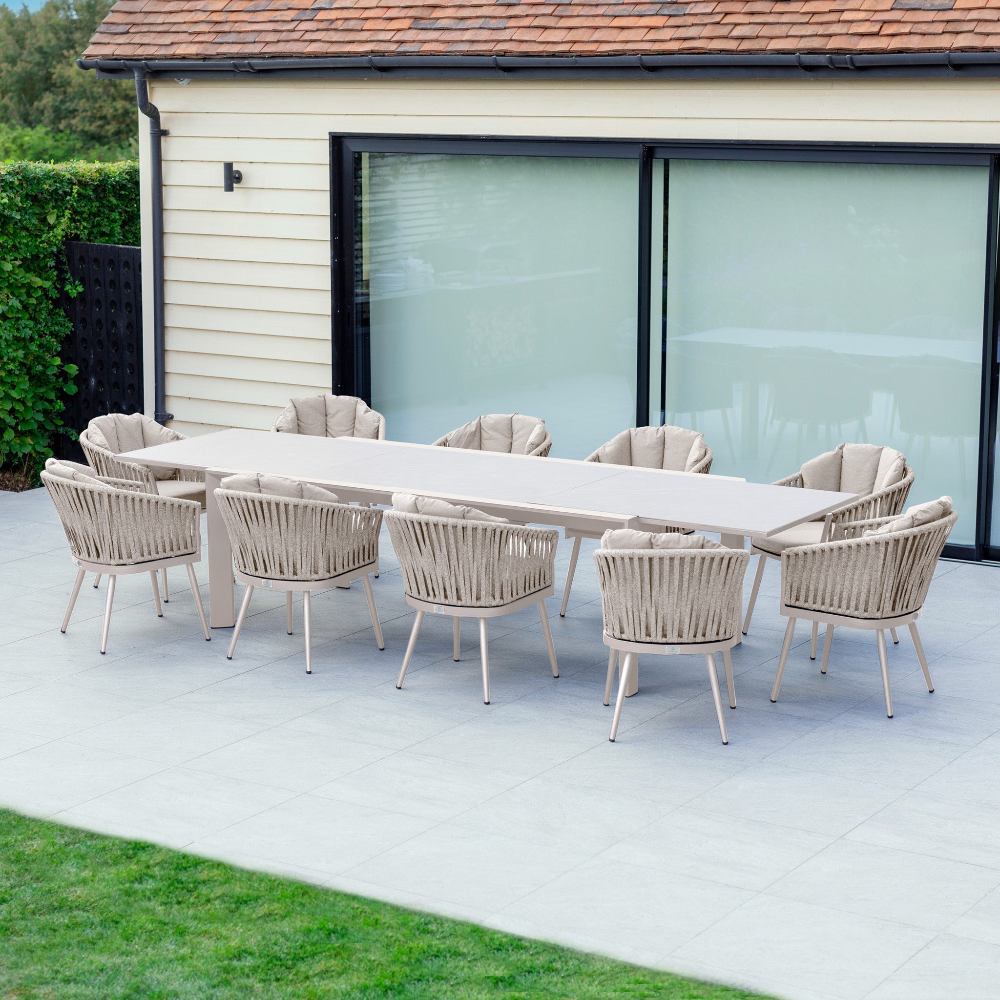 Monterrey 10 Seat Rope Extending Dining Set in Latte