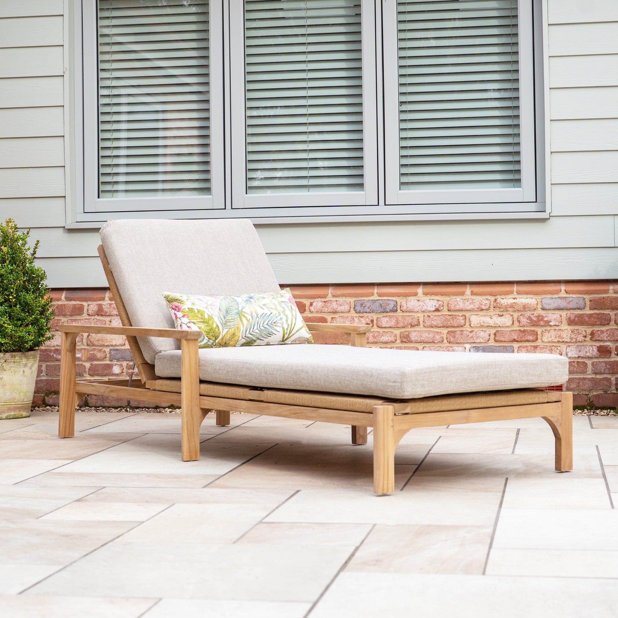 Nola Sunlounger in Fawn