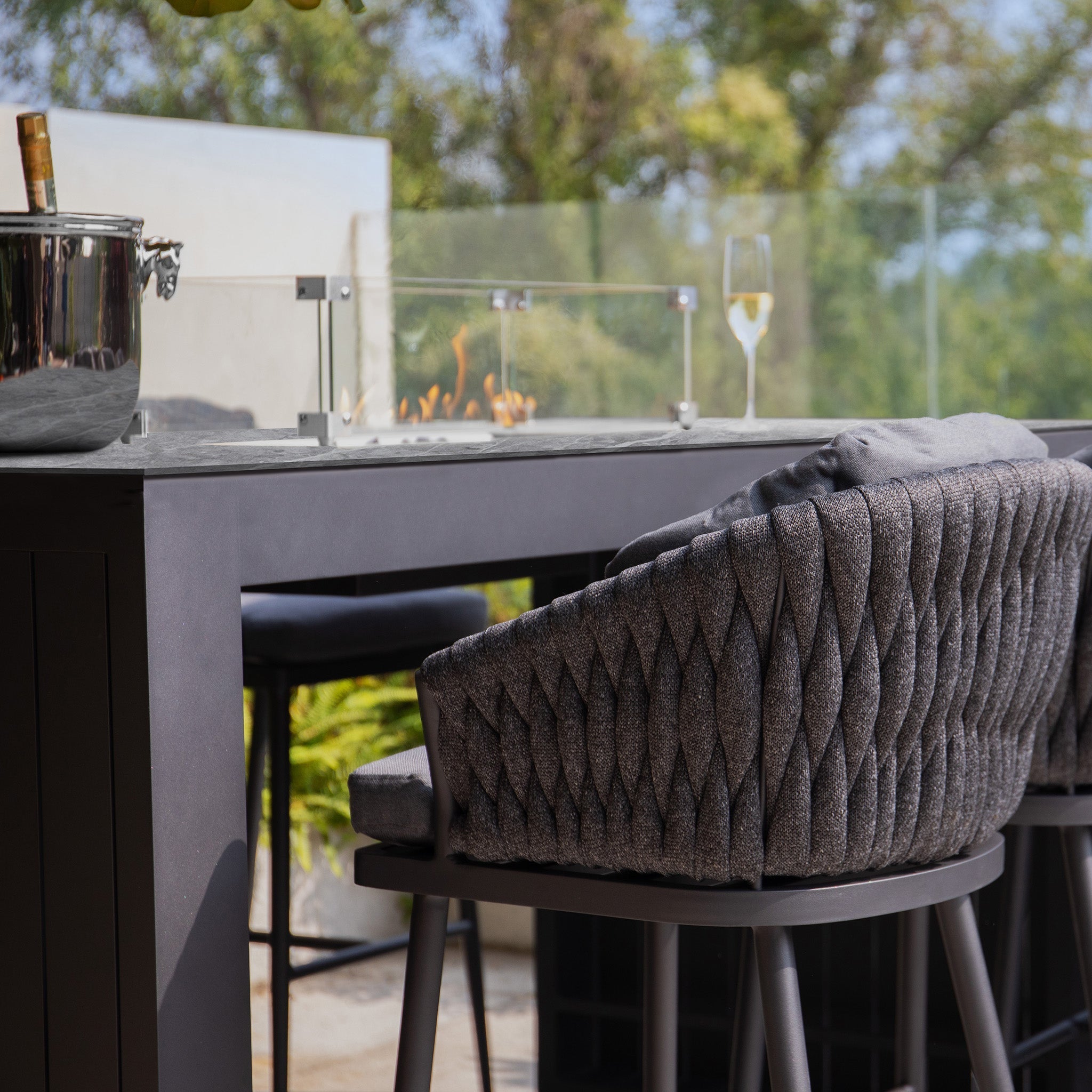 Palma 6 Seat Rope Ceramic Firepit Bar Set in Grey