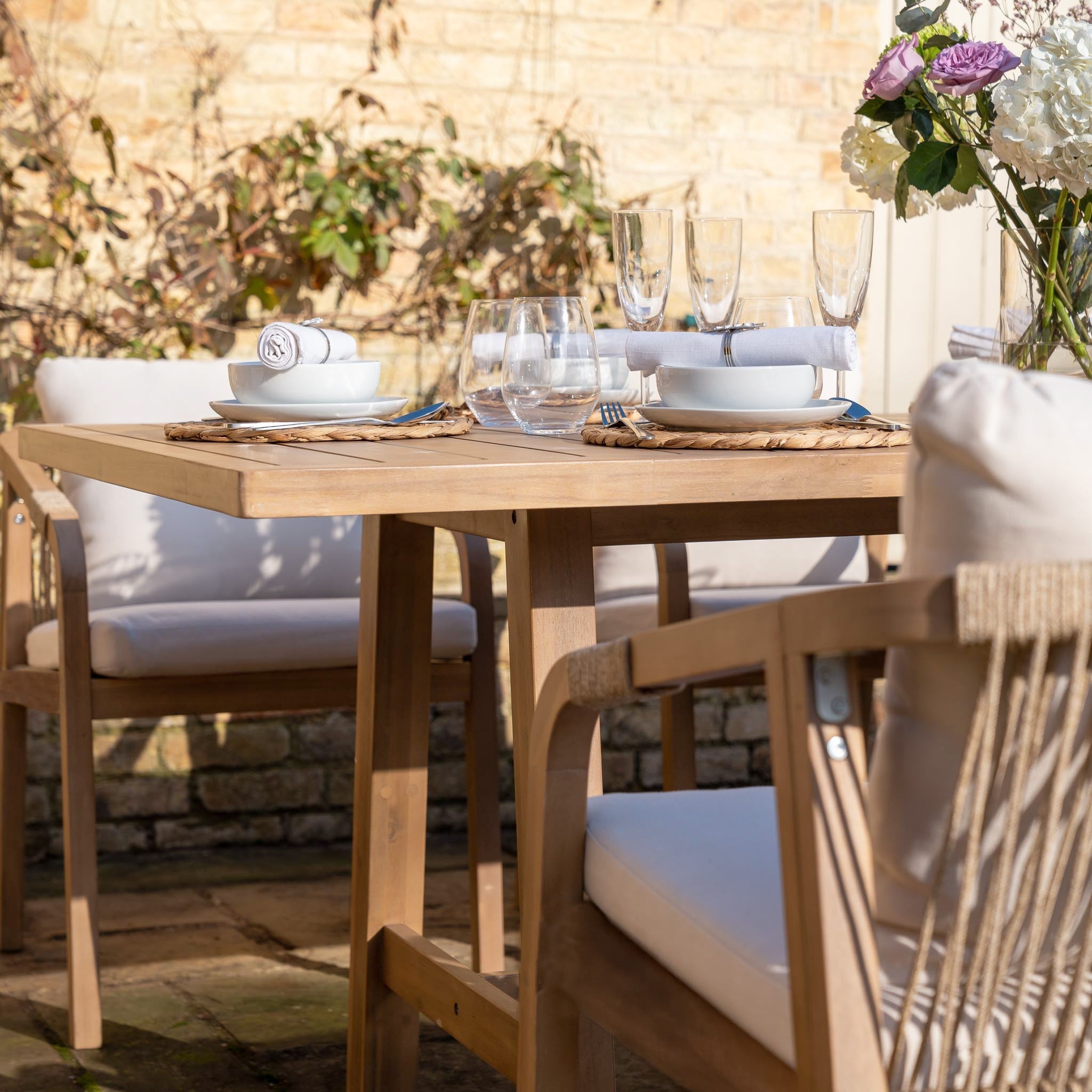 Quay 8 Seat Rectangular Dining Set In Linen