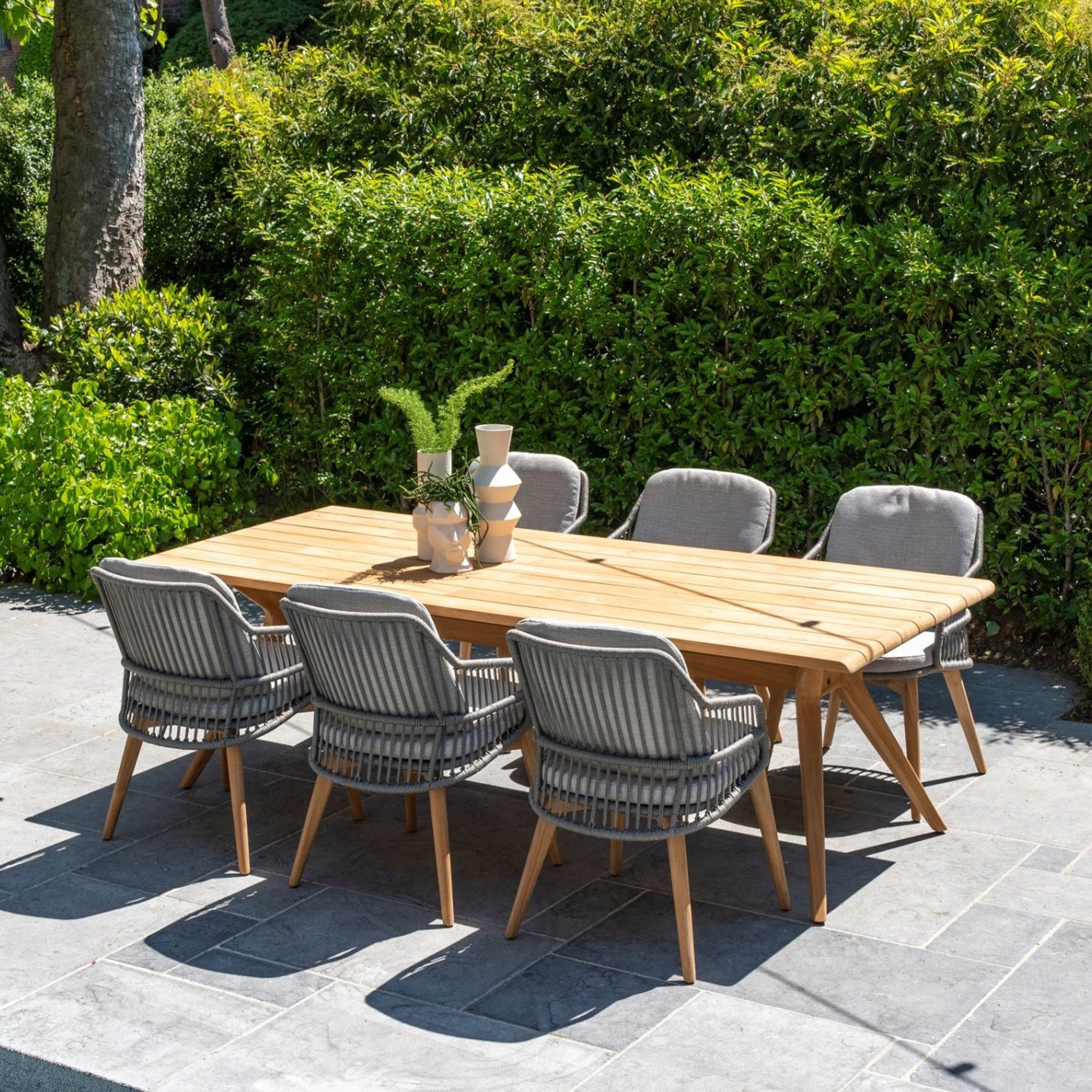 Sempre 6 Seat Rectangular Dining Set with Teak Table in Light Grey