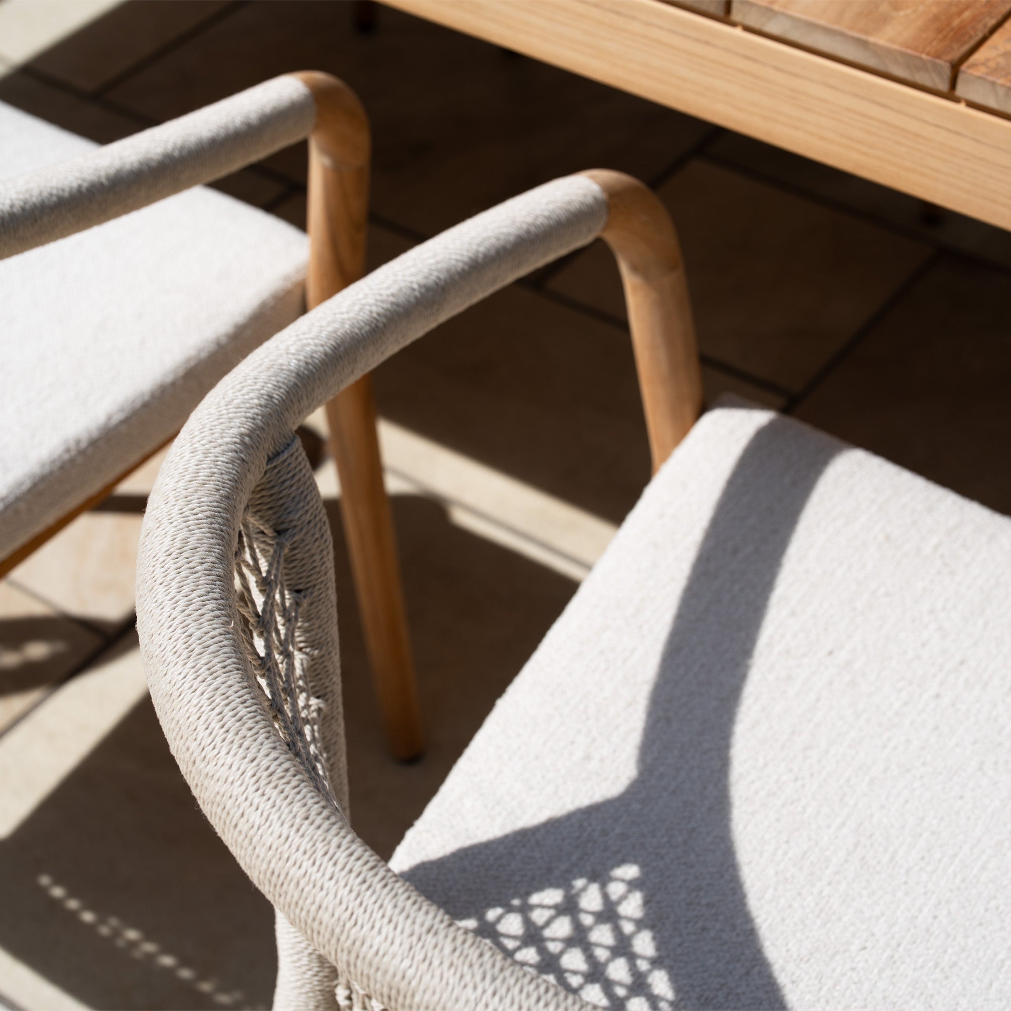 Sora 8 Seat Rope Dining Set with Teak Table in Stone