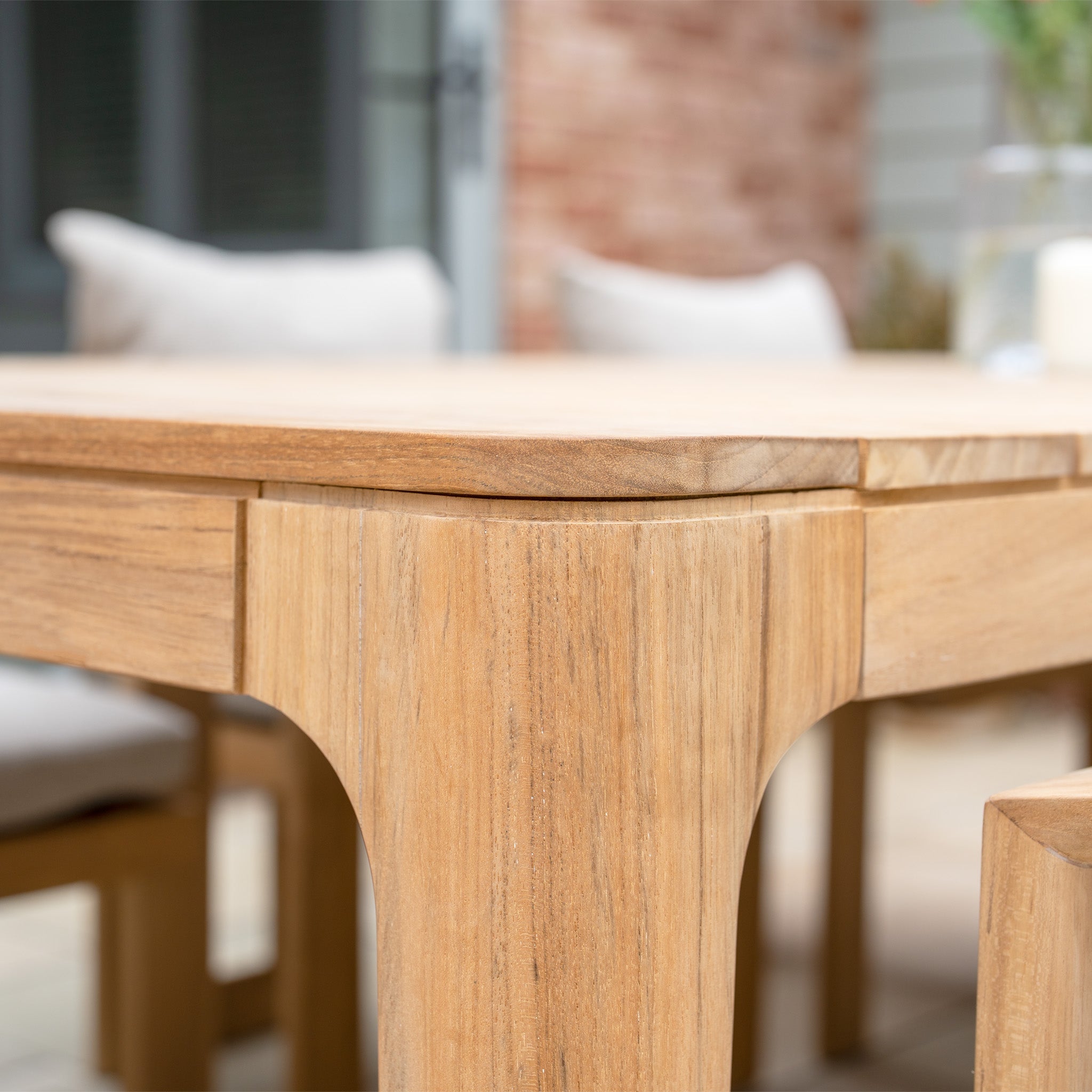 Tivoli 8 Seat Dining Set with Teak Dining Table in Fawn