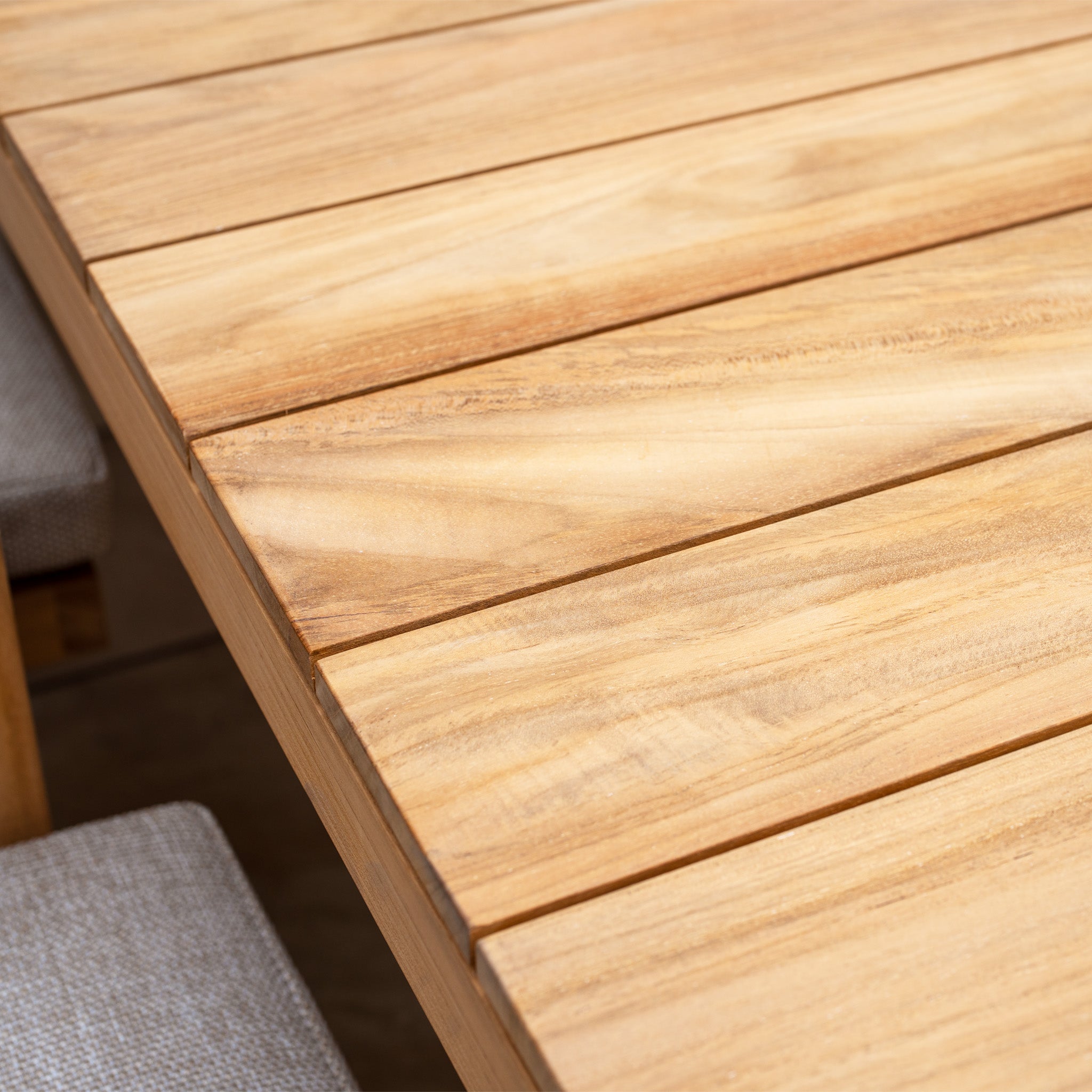 Tivoli 8 Seat Dining Set with Teak Dining Table in Fawn